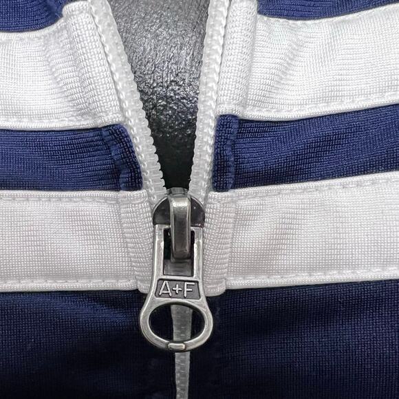 VTG ABERCROMBIE & FITCH Varsity Track Jacket Sz M  A92 Shield Patch Preppy Y2K - Picture 6 of 6